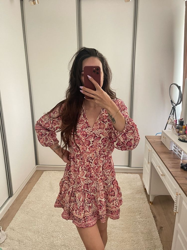 Рокля на цветя Zara