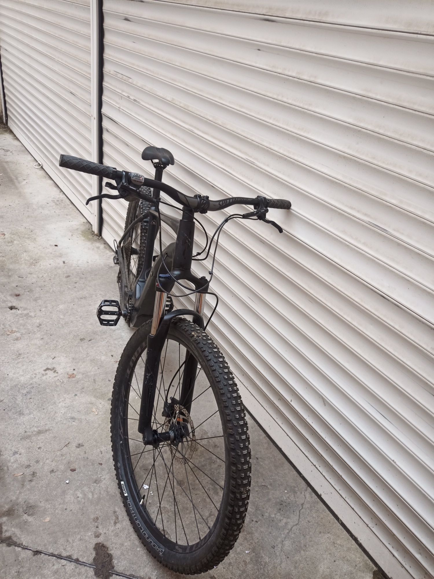 Продавам Specialized levo
