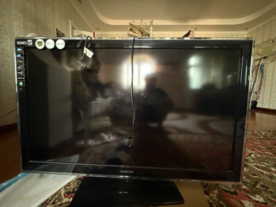 Продаю телевизор Samsung LE46D550 (46 дюймов) С Кореи оригинал