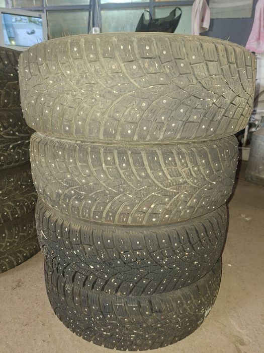 Продам шины зимние