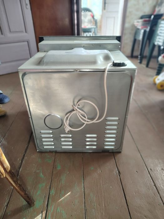 Фурна за вграждане Hansa