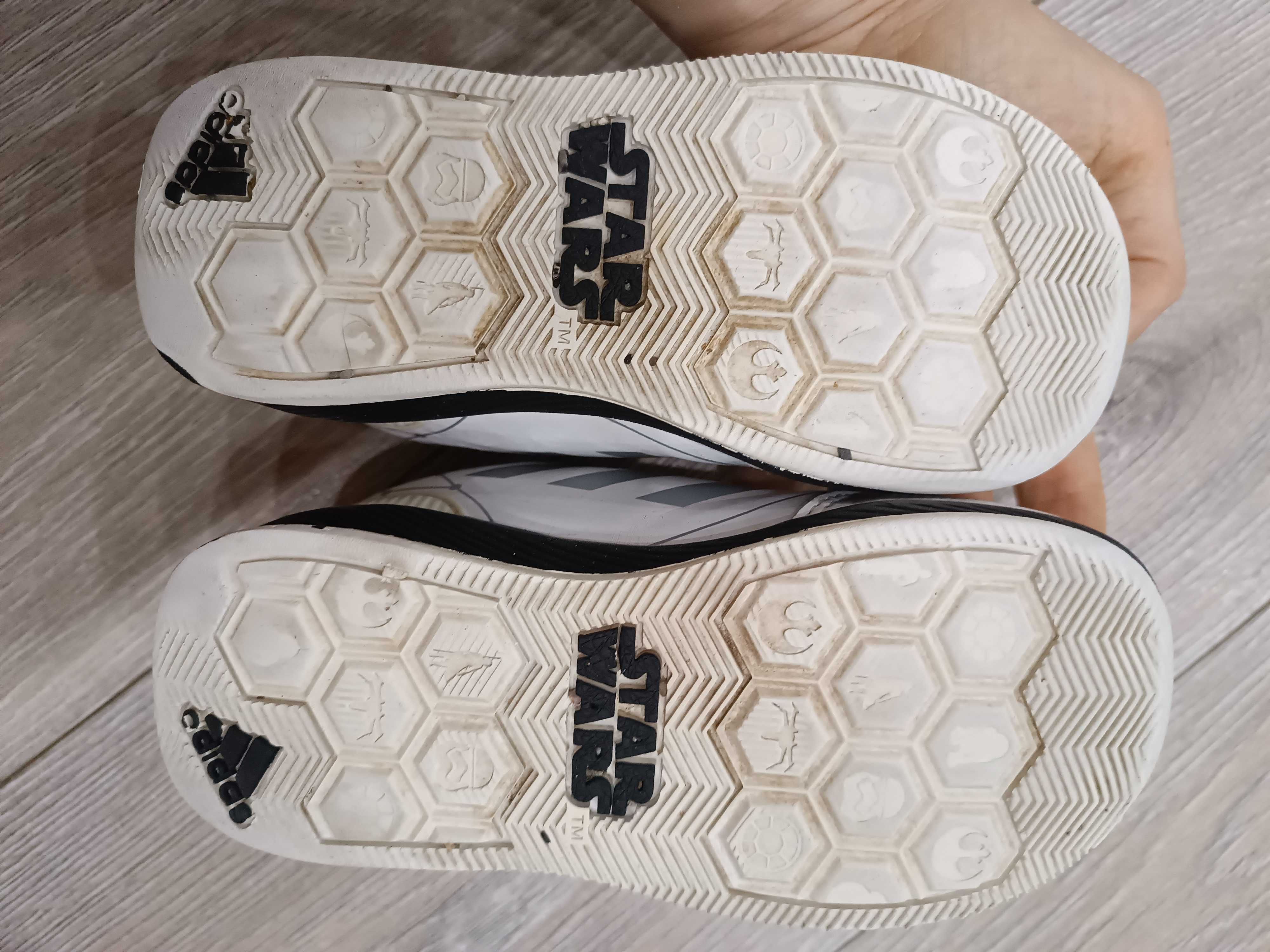 Детски маратонки Adidas star wars размер 26 1/2