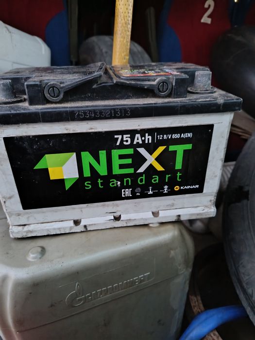 Продам.   Аккумулятор.