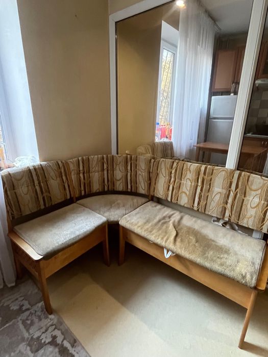 Кухонный угловой диван