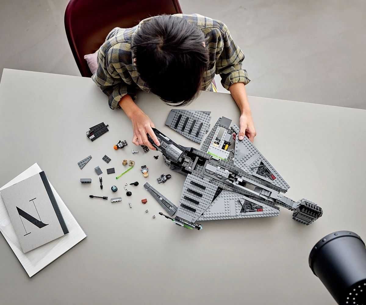 НОВО LEGO Star Wars - The Justifier, Космически кораб (75323)