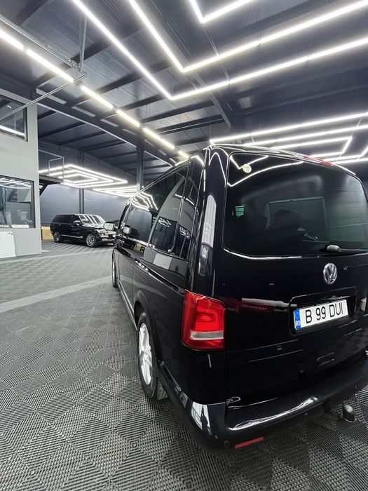 VW Multivan T5 2.0 TDI 7 Locuri