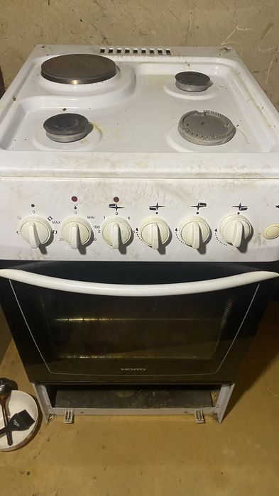 Продаю газовую плиту