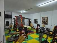 Ofer spre inchiriere spatiu comercial  central