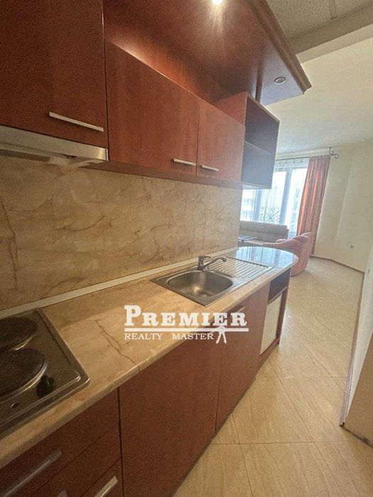 Продава се Двустаен апартамент в к.к. Слънчев бряг - 78 кв.м за 879 €/кв.м - Снимка #4