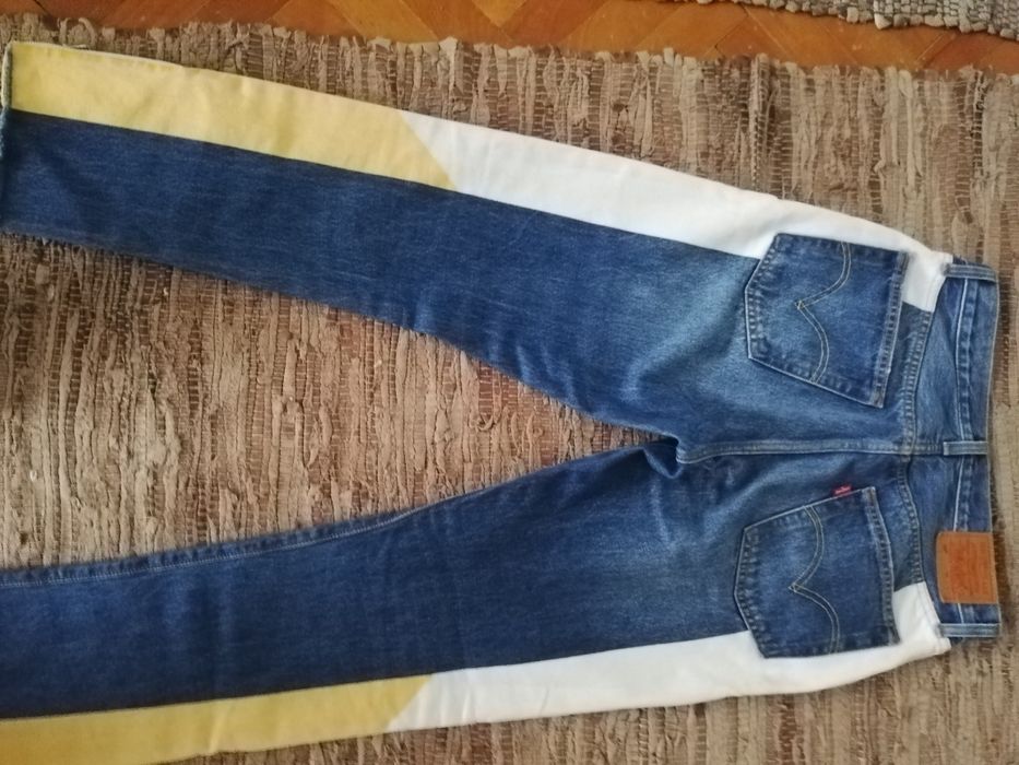Levis маркови дамски дънки