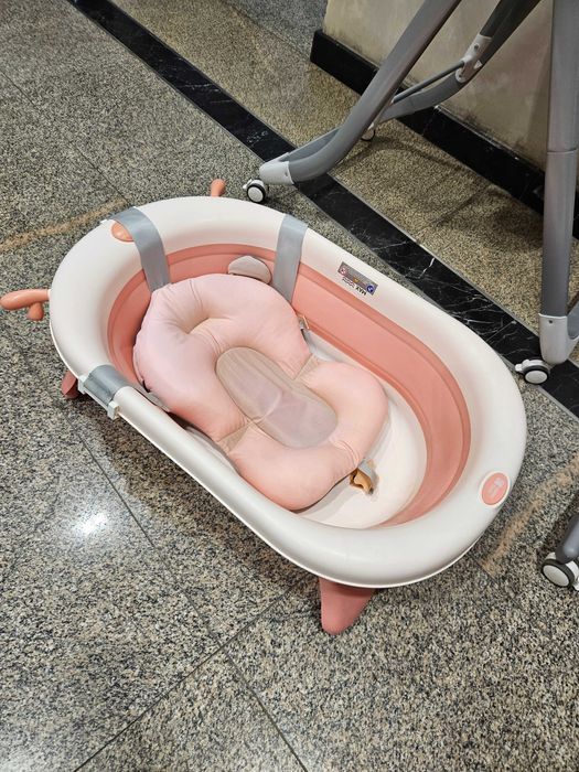 Детская кровать, коляска, детский стул