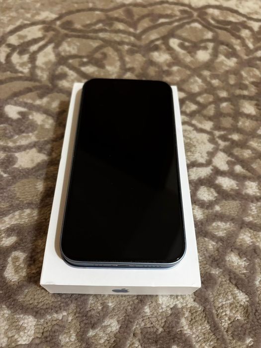 Vand iPhone 14, 128gb, impecabil, factura+ huse