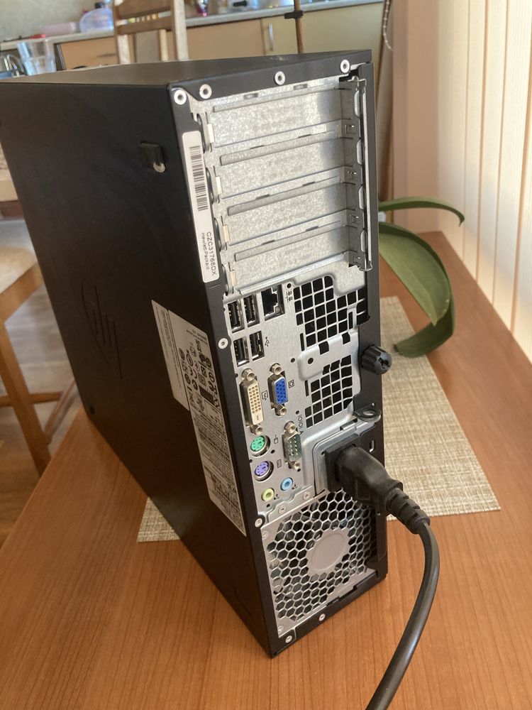 Компютър  HP с windiws 10