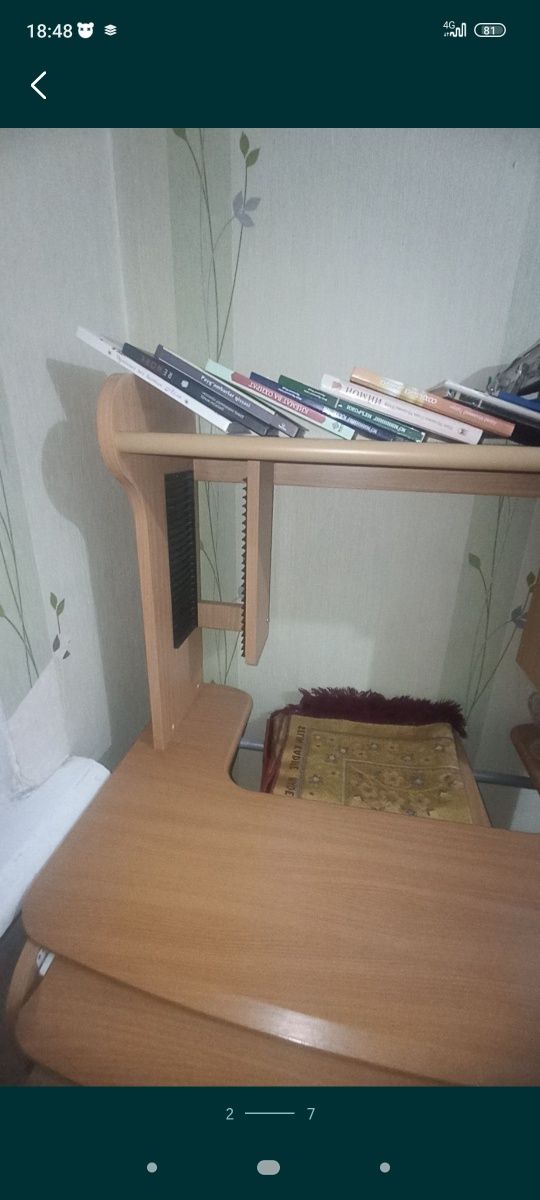 Kampyuter stol va bolalar uchun dars sotol