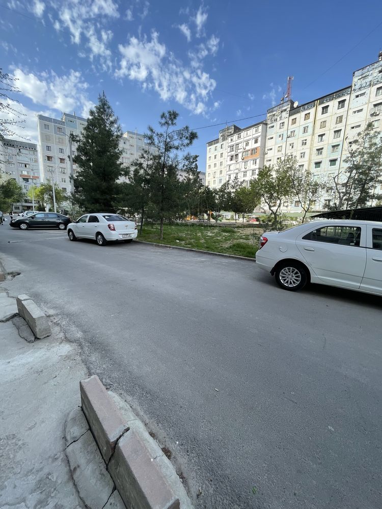 Yangi hayot Doʻstlik 2 5 xonali uy sotiladi