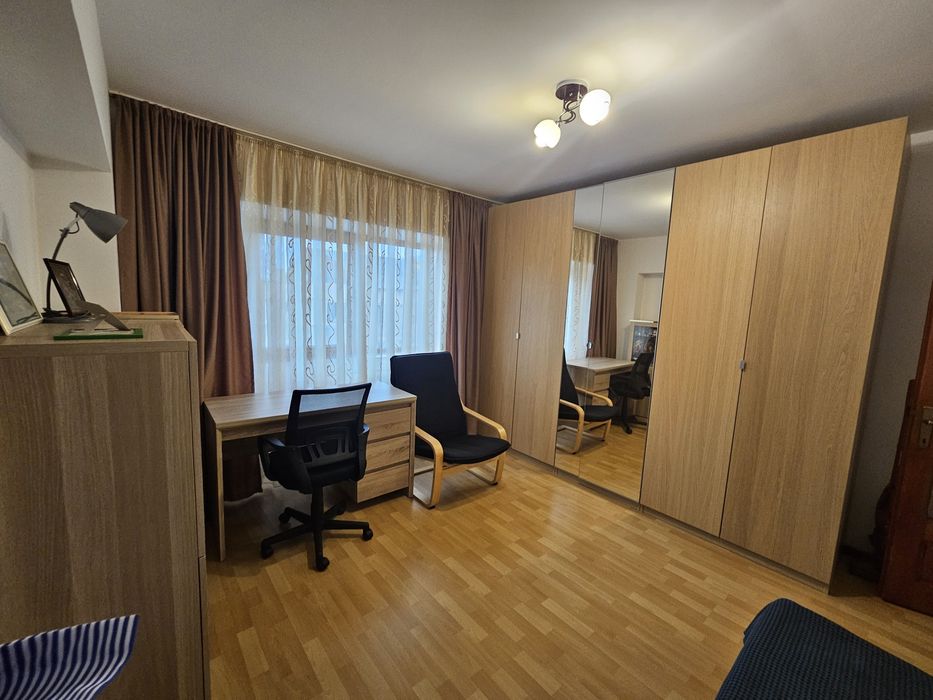 PROPRIETAR apart MOBILAT+UTILAT 2 cam 67mp,et intermed,Calea Romanului