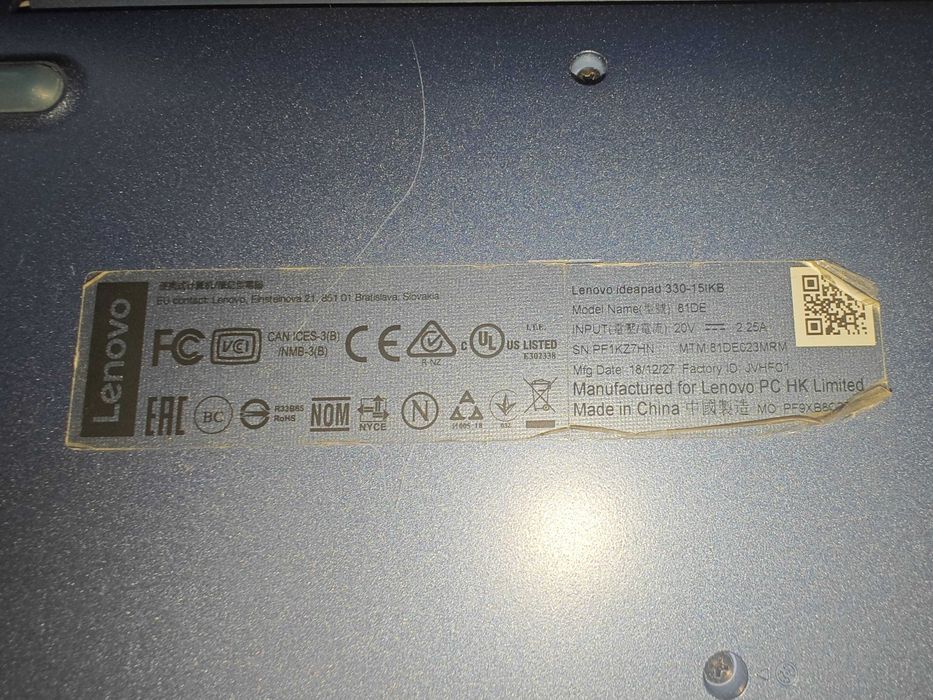 Lenovo Ideapad 330-15IKB cu I5 - 8250U, 250 GB SSD, 8 GB RAM