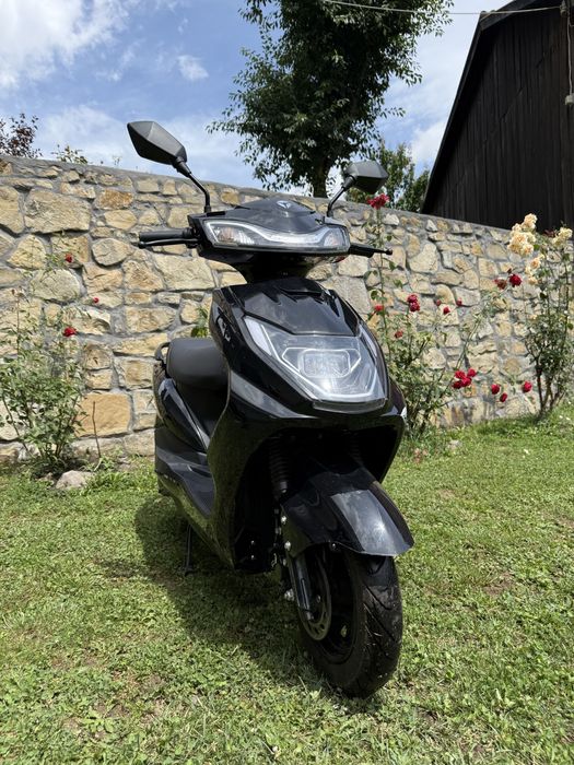 Se vinde scuter electric