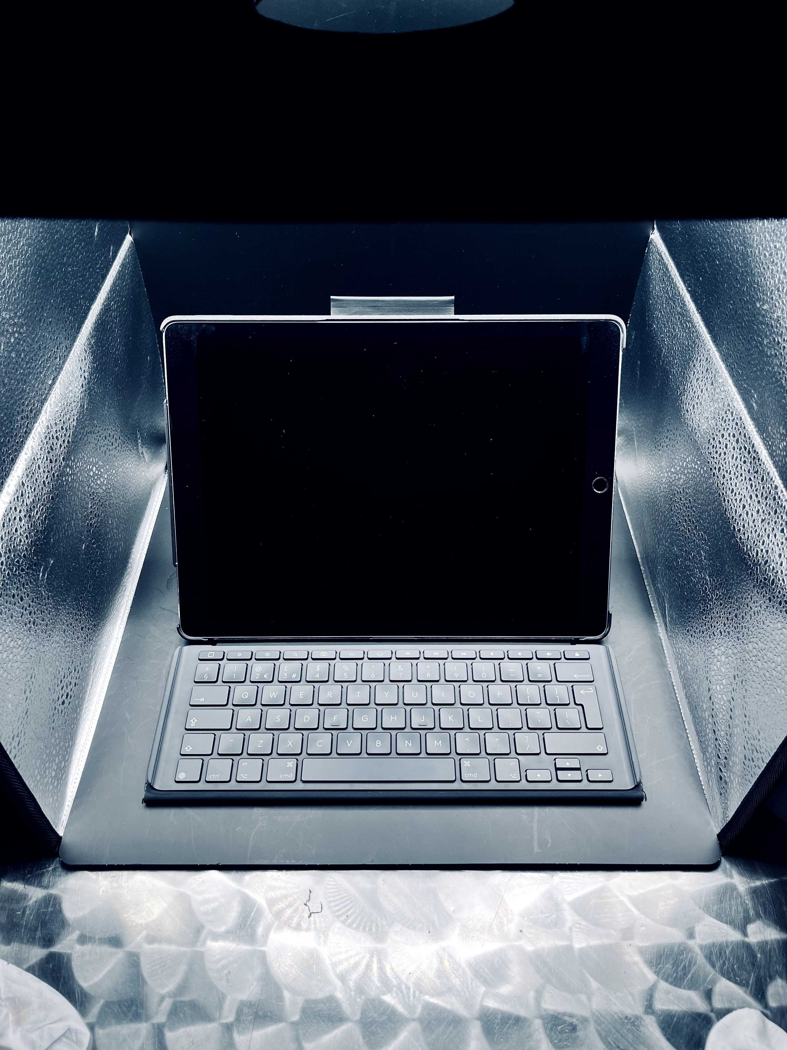 Apple iPad Pro 2 Gen 12.9" A1671 256 GB 2108 Wi-Fi-4G LoGi Клавиатура