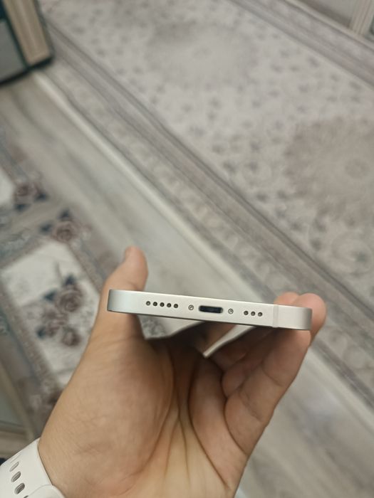 Продаётся Iphone 13 128