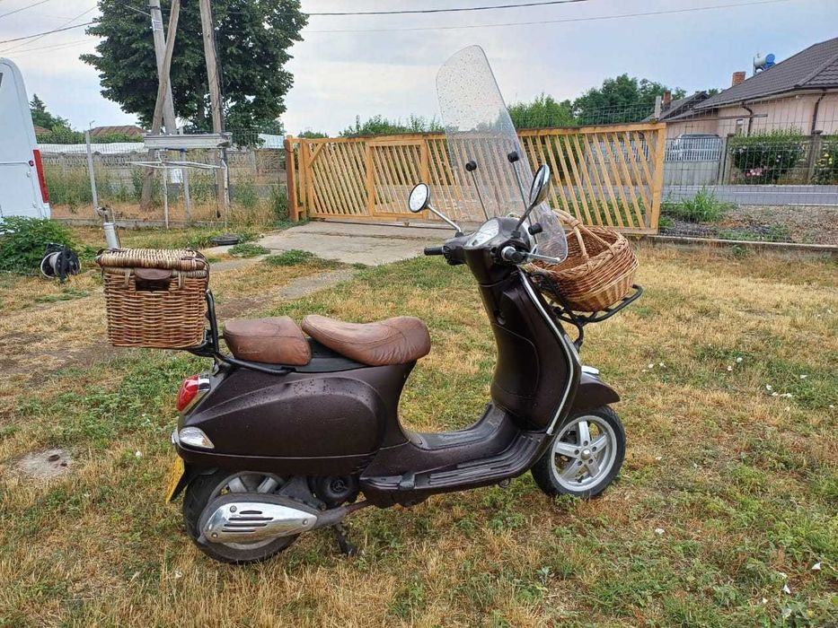Scuter vespa 49 CC- 2300 euro / scuter electric VTA/ VS1 -800 euro