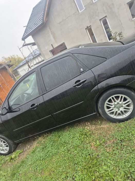 Vând Ford Focus 2003