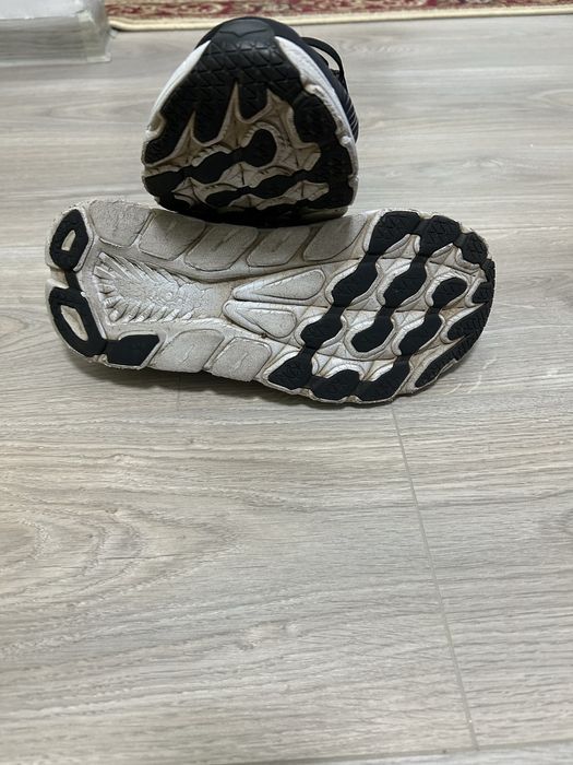 Adidasi Hoka Rincon 3