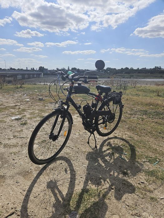 Bicicleta cu motor 80cm³
