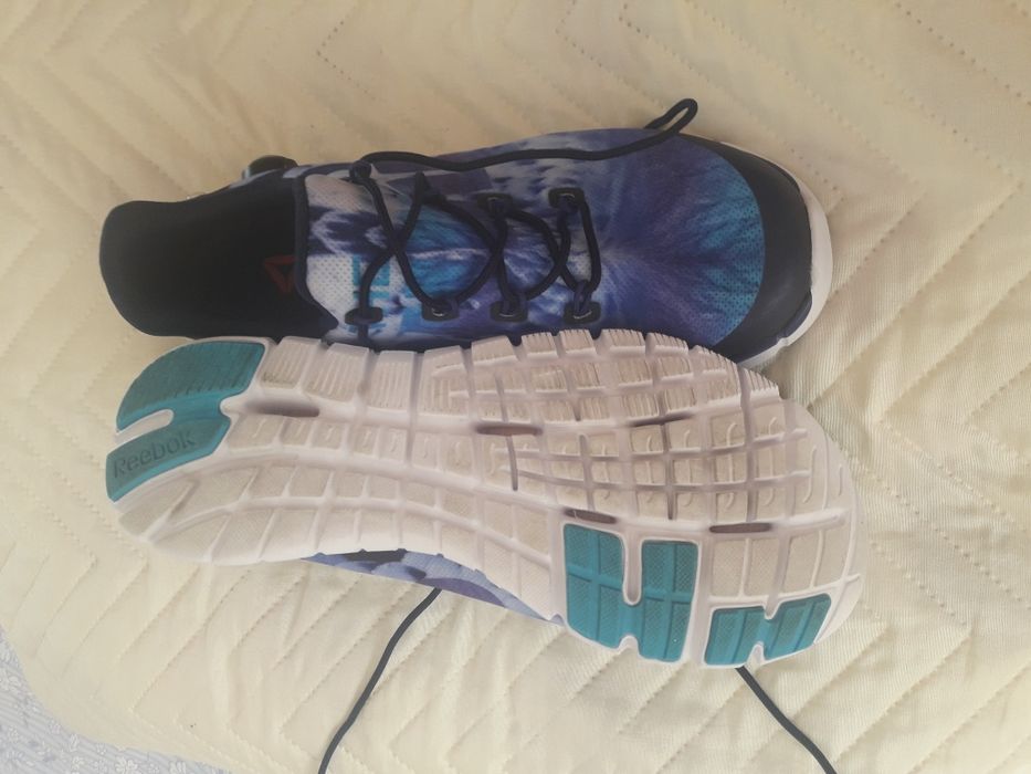 Маратонки Reebok pump