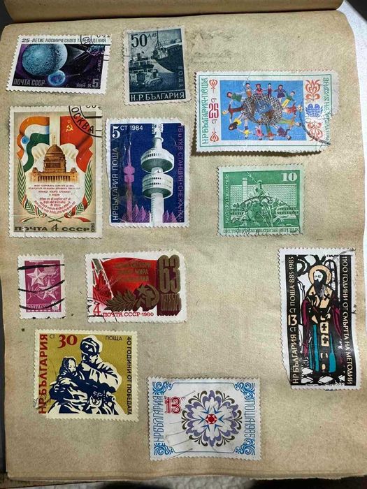 Стари пощенски марки - чуждестранни от средата на 20ти век.