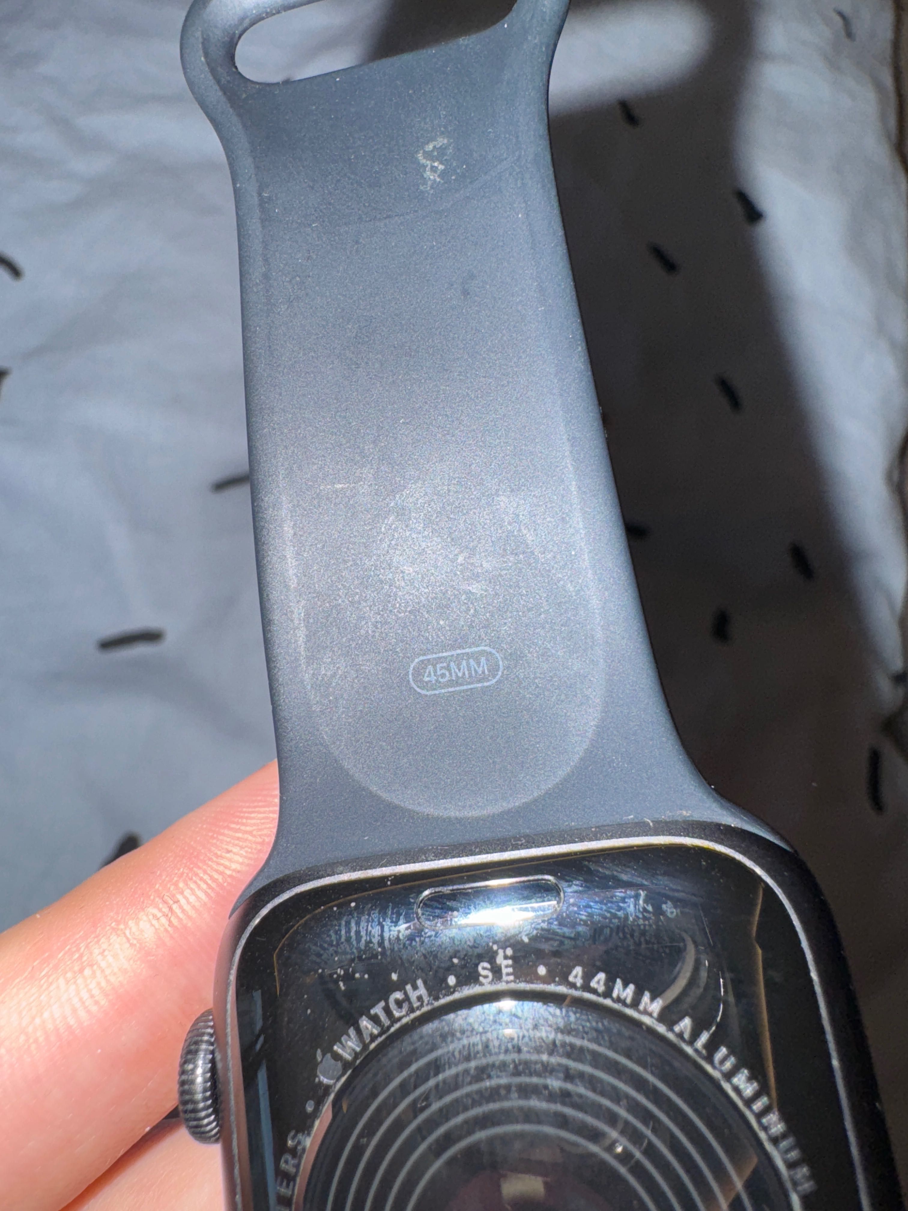 Apple Watch SE 44mm без кутия и зарядно
