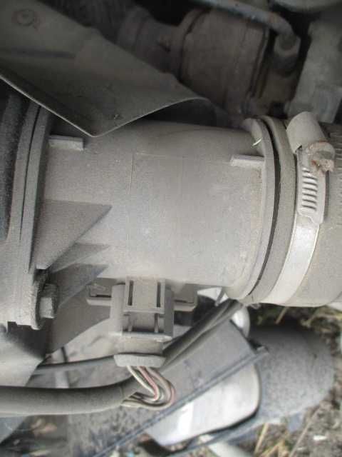 Debitmetru aer AUDI A4 B5 PASSAT motor 1,9 diesel TDI AFN AHU