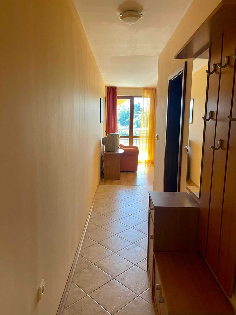 Продава се Двустаен апартамент в Обзор - 75 кв.м за 827 €/кв.м - Снимка #3