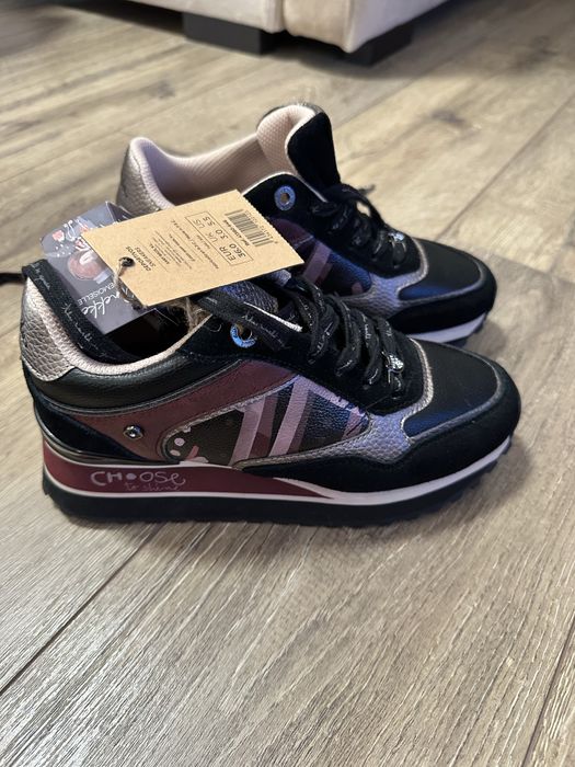 Дамски Маратонки Anekke