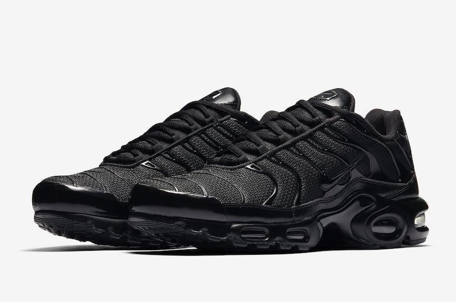 Nike Air Max PLUS TN TRIPLE BLACK - Разпродажба* 45 -ти номер
