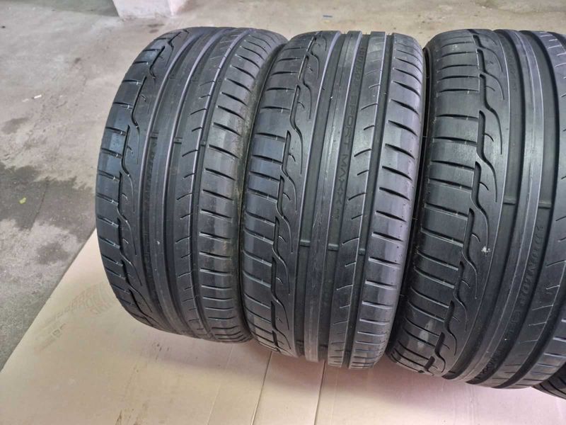 2 Dunlop R17 225/45/ 
летни гуми DOT0220
