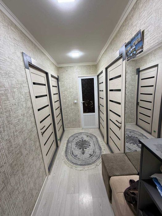 Продаётся 3х передел в 4х комн квартира на 1 этаже Ор-р Динамо