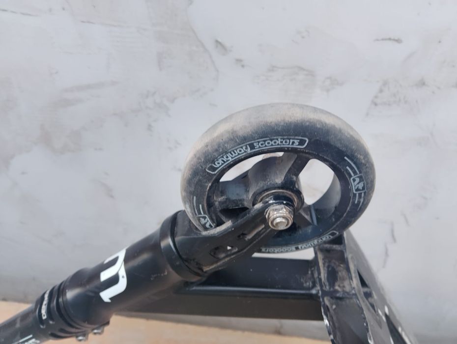 Трюковой самокат Longway