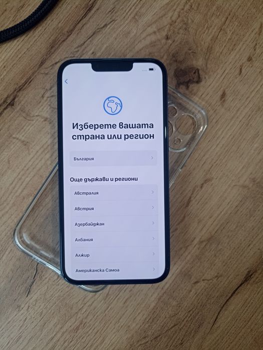 Продавам IPhone 13 128GB