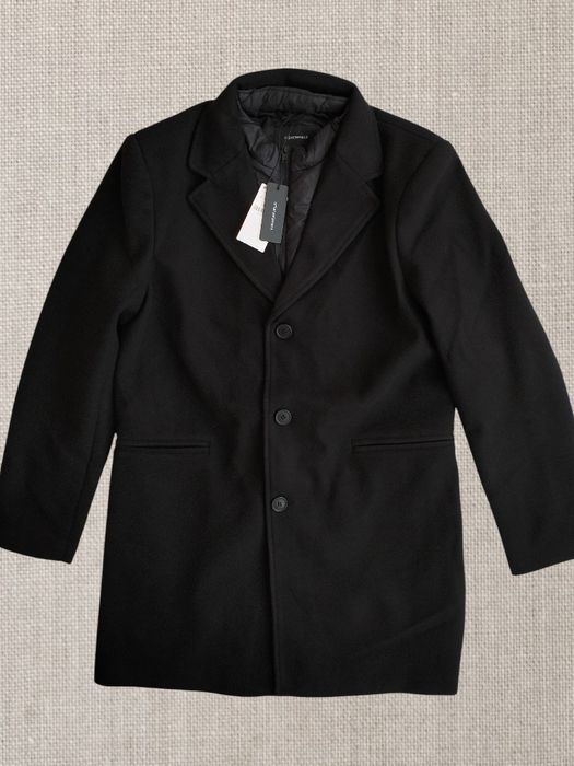 Мъжко черно палто