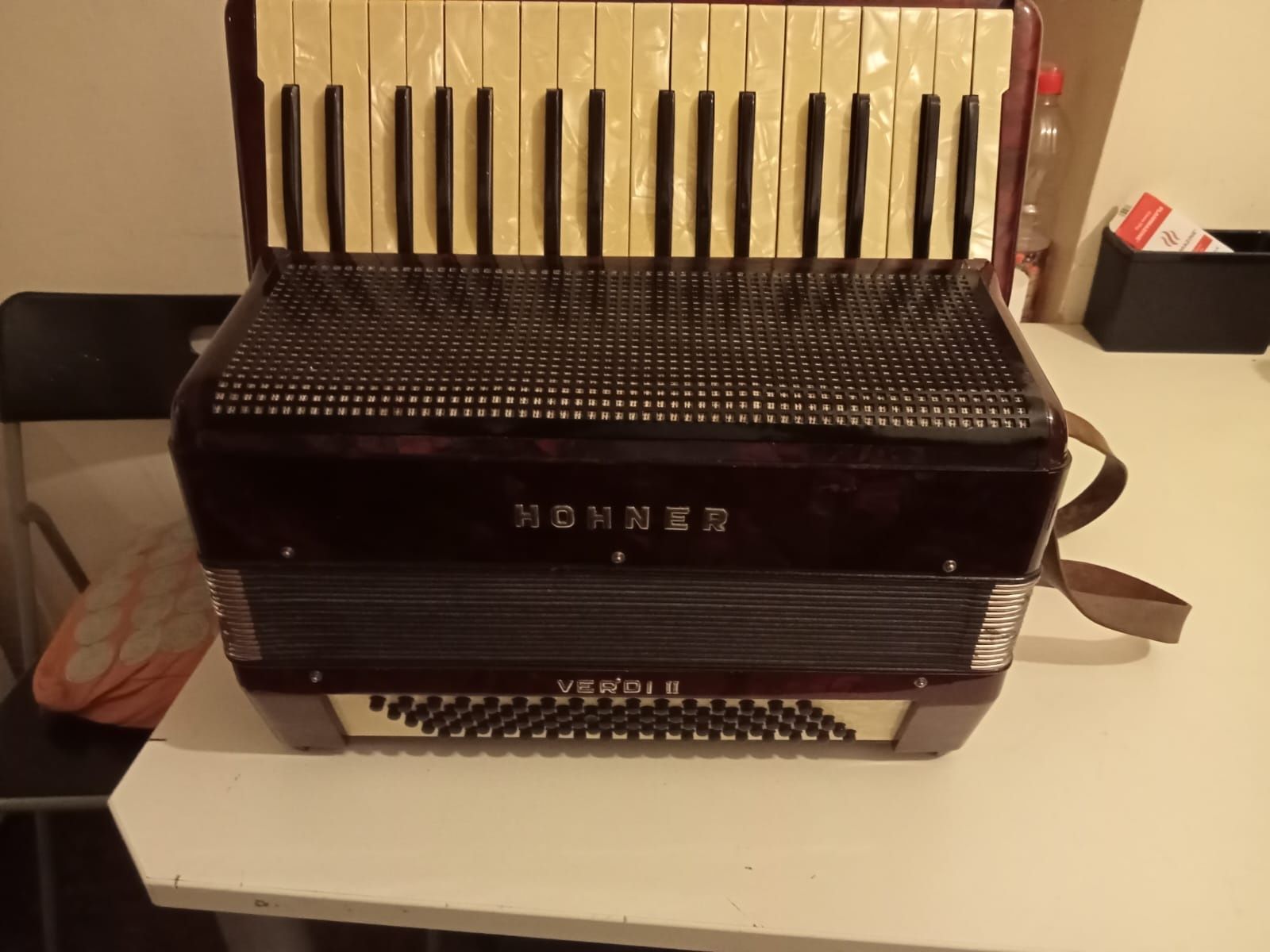 Hohner 80 bași neacordat 3000 lei negociabil