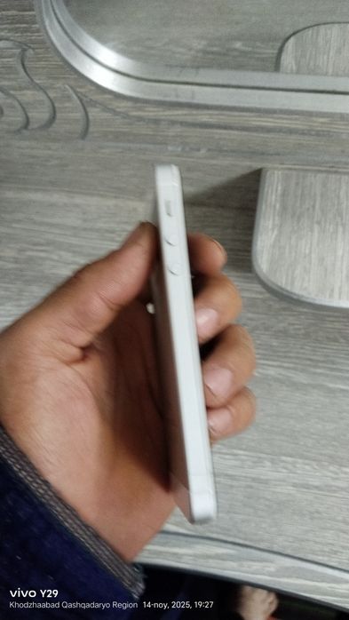 iPhone 5s Sotiladi