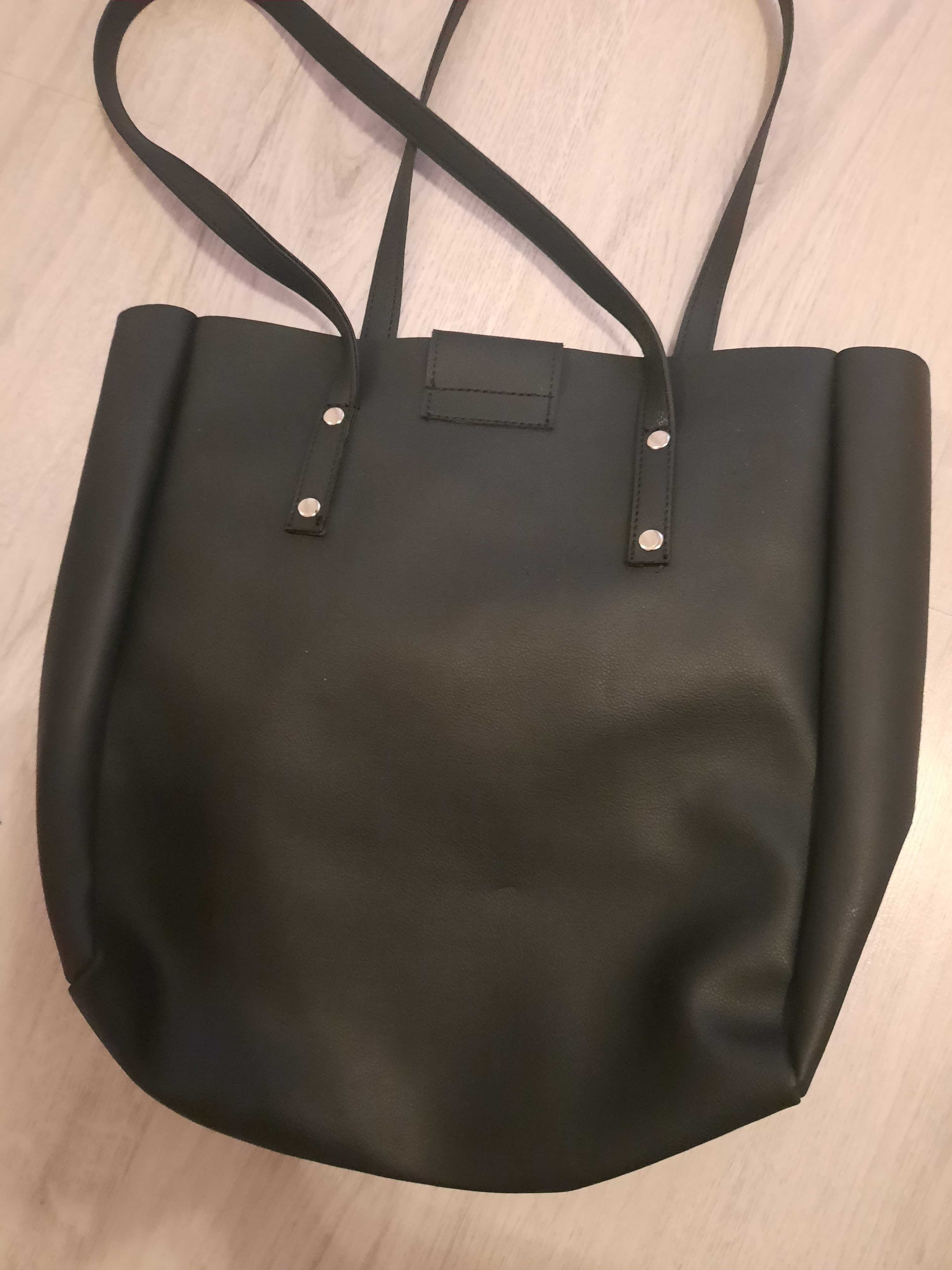 Дамска черна чанта