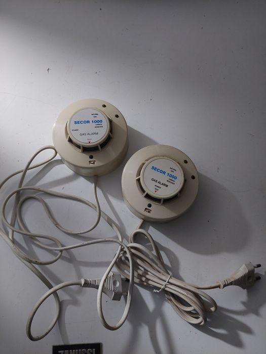 Detector gaz, 2 la preț de 1