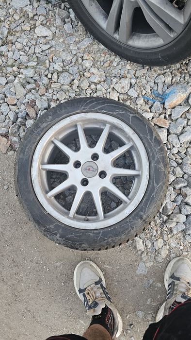 Daihatsu Зимни Гуми+ резервна - Нови