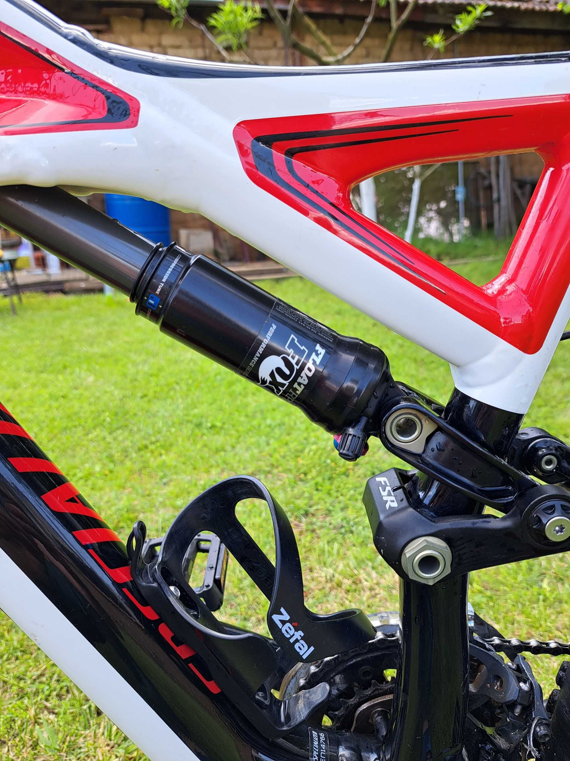 Колело Enduro Scecialized 26