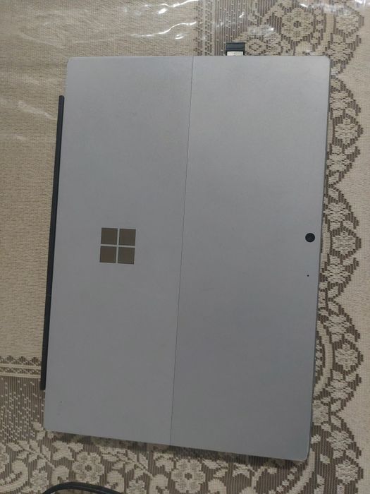 Surface 7 pro 8/256