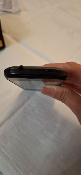 Telefon mobil zali orange