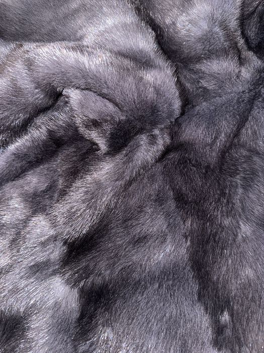 Продам норковую шубу