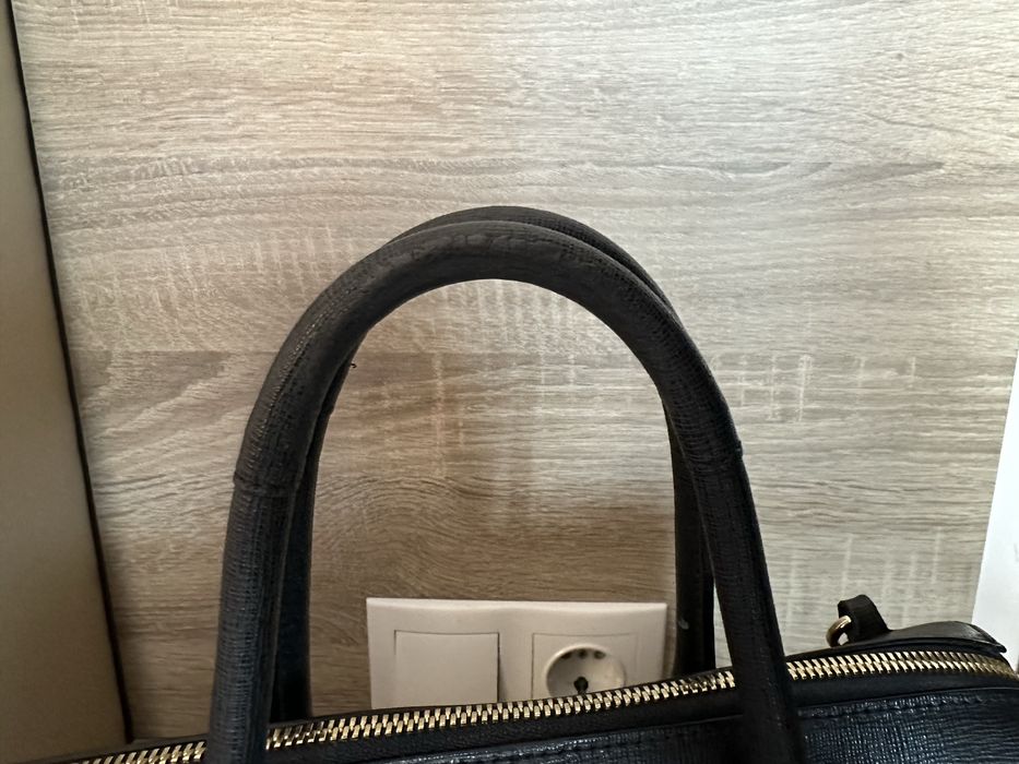 Чанта Furla, черна, естествена кожа